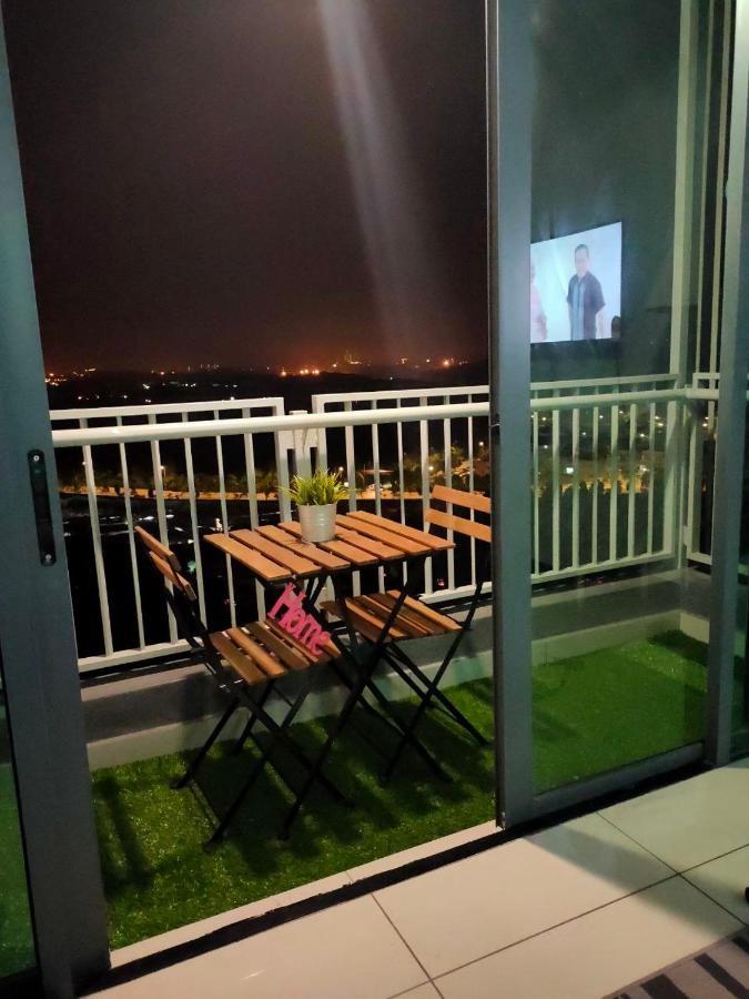 Bangi Almyra Suite ภายนอก รูปภาพ