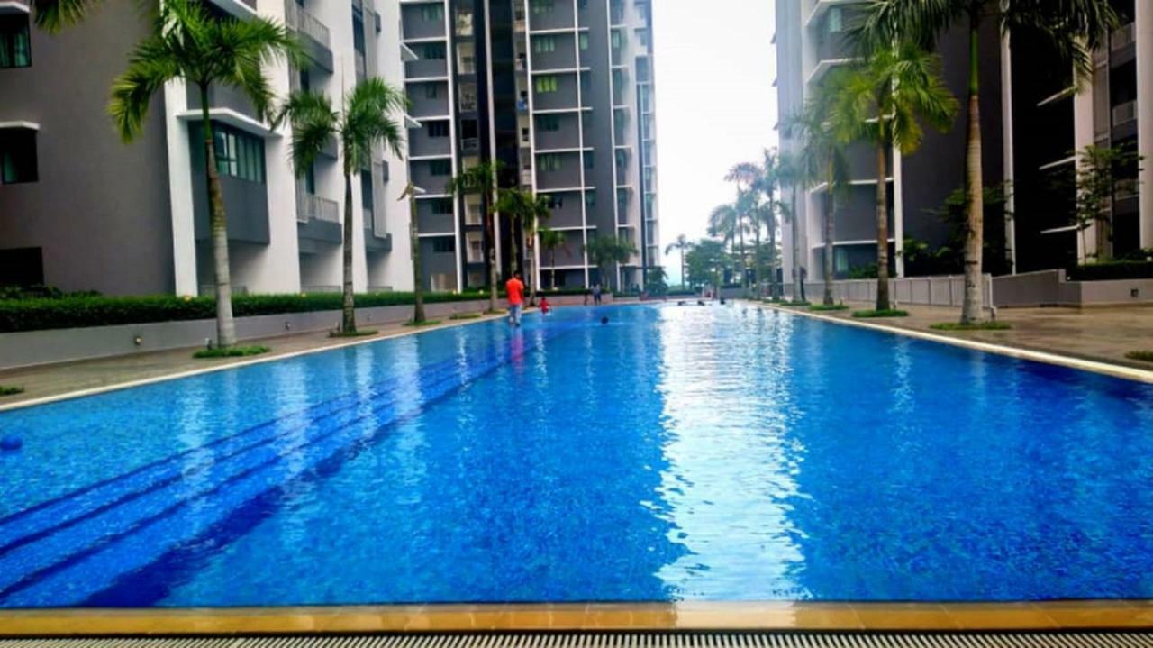 Bangi Almyra Suite ภายนอก รูปภาพ