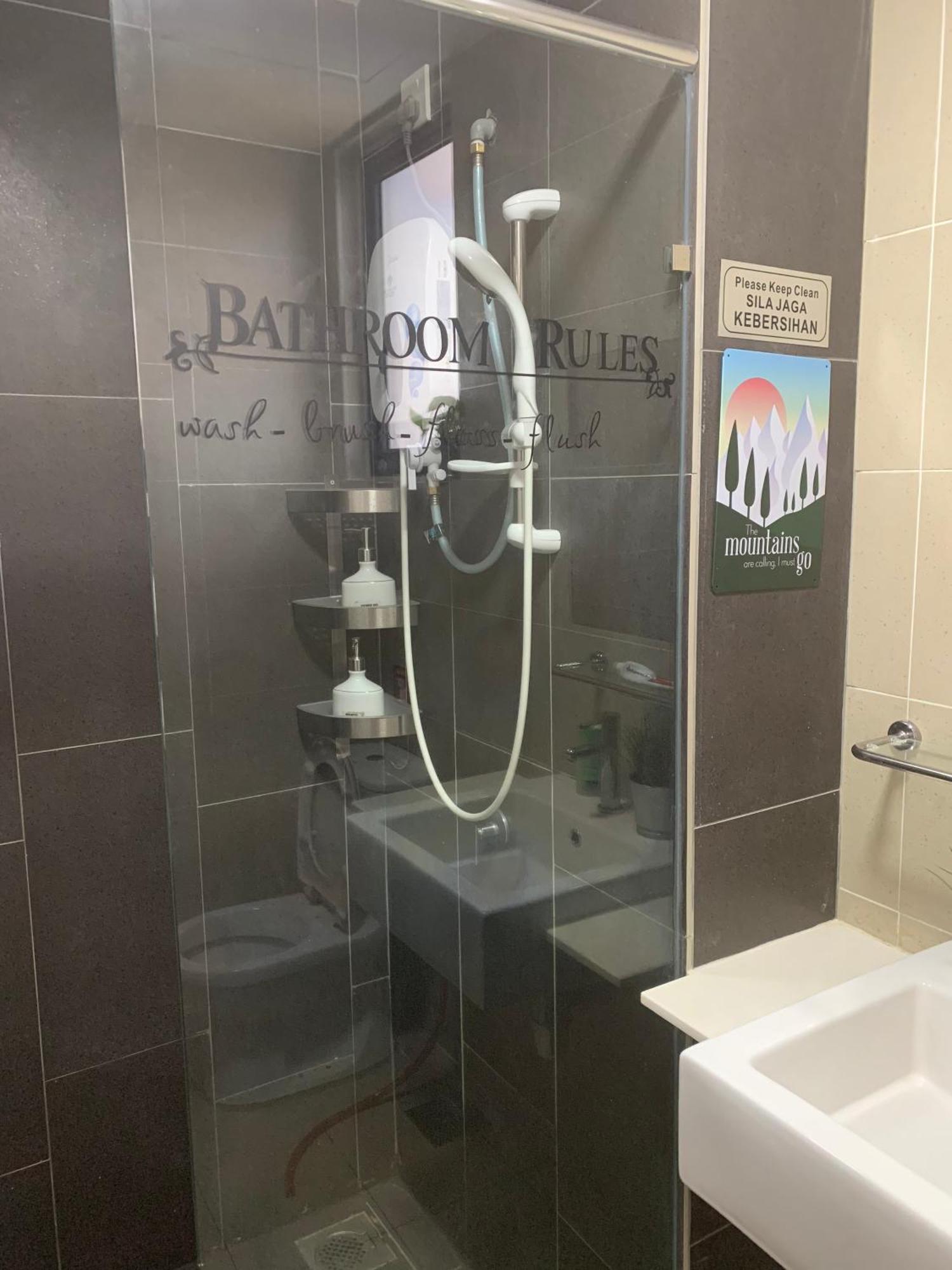 Bangi Almyra Suite ภายนอก รูปภาพ